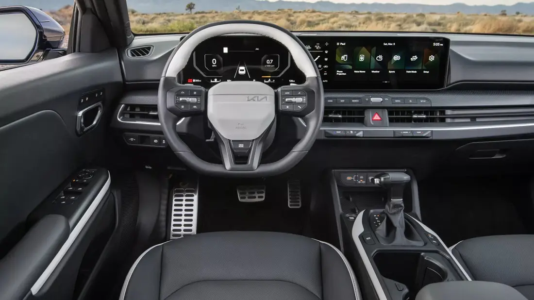 Nội thất xe kia k4 2026